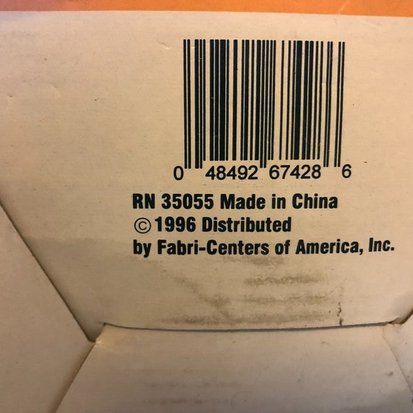 Vintage Pilgrim Woman - Autumn Accents - Picture 5 of 5